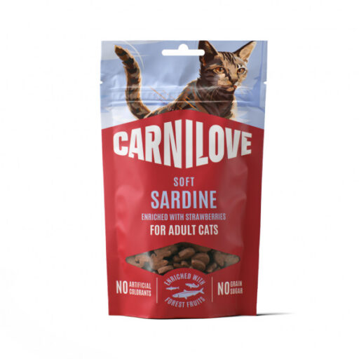 CARNILOVE Soft Snack Sardine enriched with Strawberries skanėstai katėms 50g